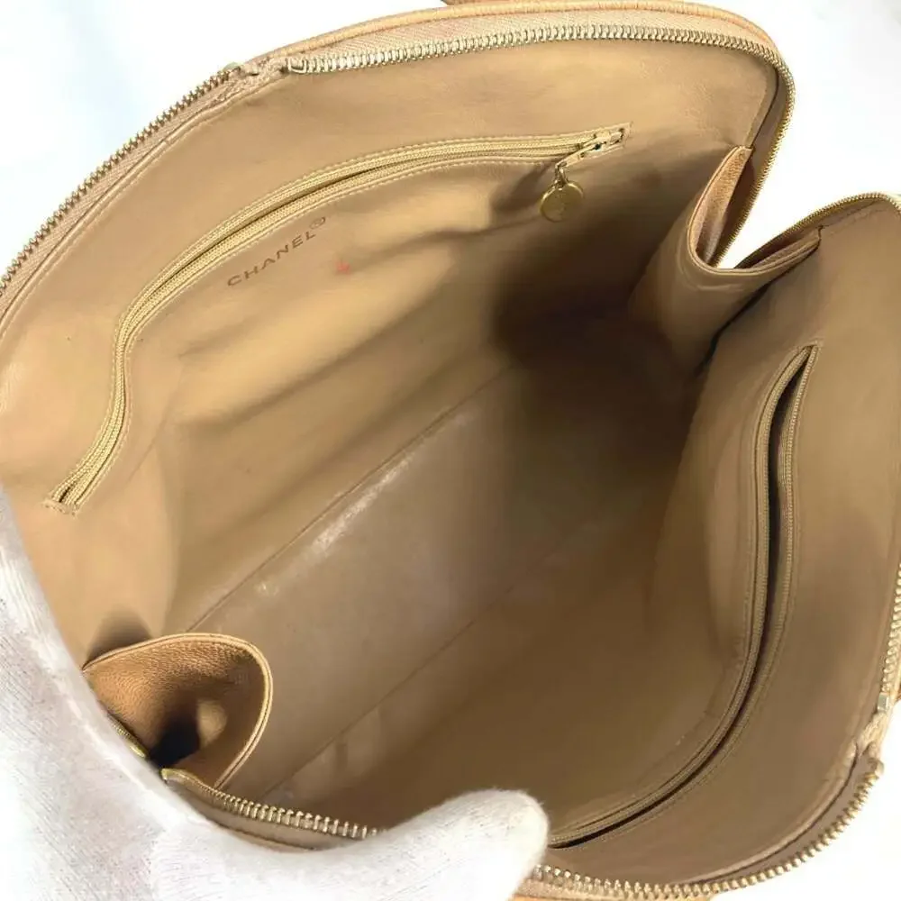 CHANEL Vintage Cream Caviar Leather Logo Shoulder Bag